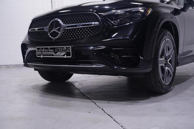 Mercedes-Benz GLC-KLASSE 300e 4-matic GLC 300 e 4MATIC AT mit EQ Hybrid Tech AMG-pakket private-glas LED-verlichting 360-Camera wegklapbare-trekhaak allu-dakrails electrische achterklep ACC electrisch bedienbare voorstoelen met memo APPLE-Carplay Navigatie DAB-ontvangst lederen/a