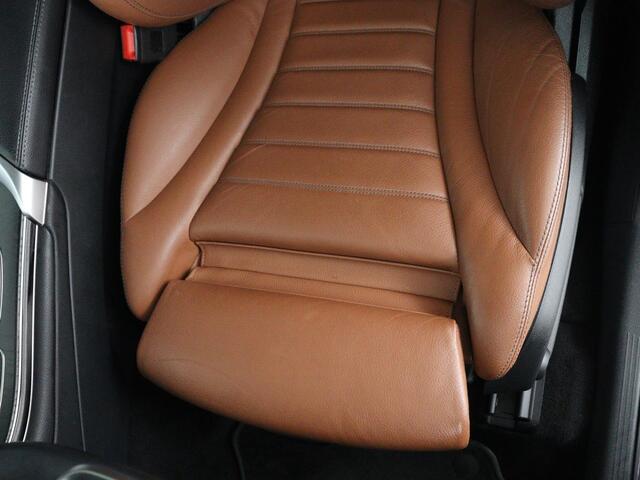 Mercedes-Benz GLC-KLASSE 300e 4MATIC Business Solution AMG | Panoramadak | Leder | 360 camera | Cruise control | Carplay | Sfeerverlichting | Burnmeister surround | Climate control |