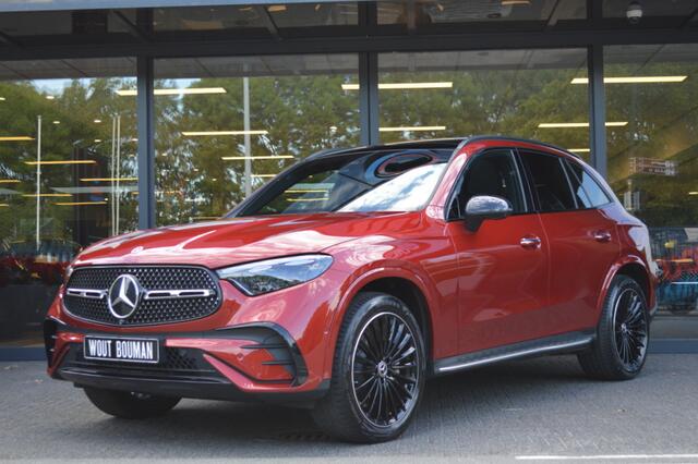 Mercedes-Benz GLC-KLASSE 300e 4MATIC AMG-Line Led Panorama Memory Distronic Luchtvering Camera 360 Head-Up Trekhaak Pdc