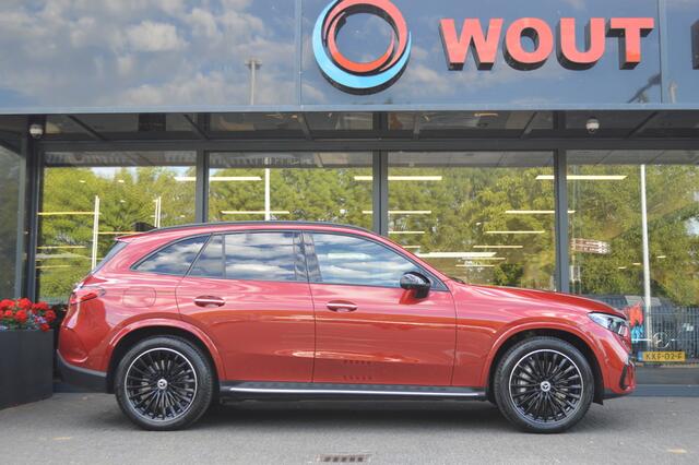 Mercedes-Benz GLC-KLASSE 300e 4MATIC AMG-Line Led Panorama Memory Distronic Luchtvering Camera 360 Head-Up Trekhaak Pdc