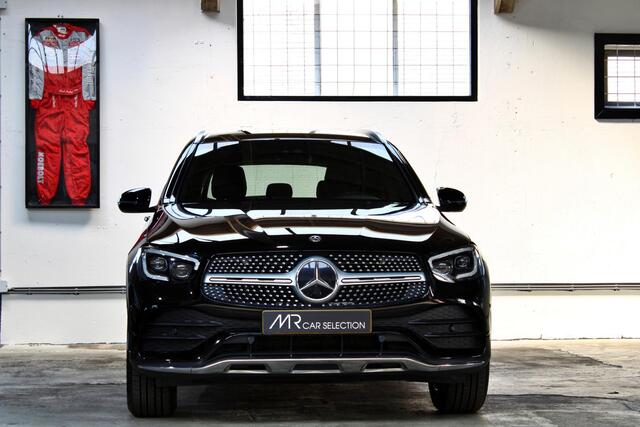 Mercedes-Benz GLC-KLASSE 200 Premium | AMG | Stoelverwarming | Apple Carplay | Dodehoekassistent | Camera | NL auto |