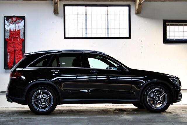 Mercedes-Benz GLC-KLASSE 200 Premium | AMG | Stoelverwarming | Apple Carplay | Dodehoekassistent | Camera | NL auto |