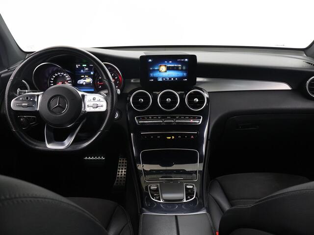 Mercedes-Benz GLC-KLASSE 300 4MATIC Premium | AMG | Achteruitrijcamera | Stoelverwarming | Led koplampen |