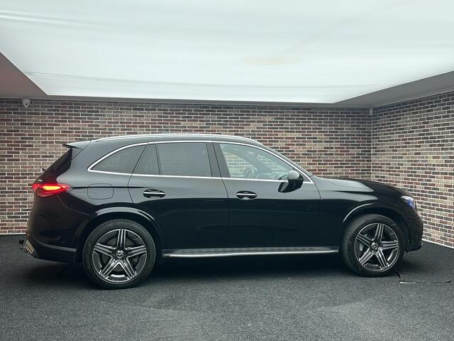 Mercedes-Benz GLC-KLASSE 300e 4MATIC AMG Line AIRMATIC BURMESTER