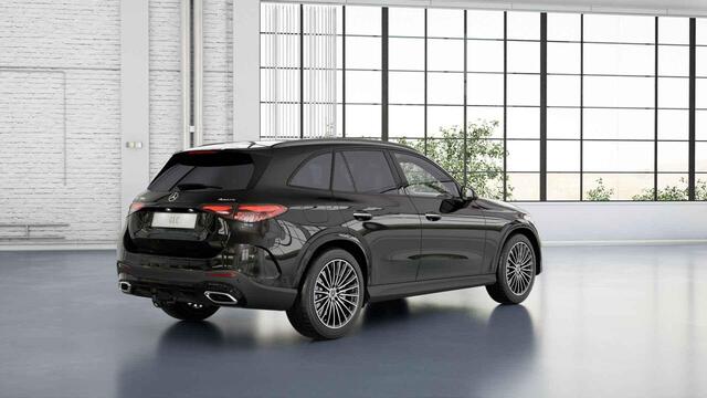 Mercedes-Benz GLC-KLASSE 300e 4MATIC Business Solution AMG | Premium Pakket | Trekhaak | Panoramaschuifdak | Treeplanken |