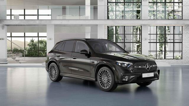 Mercedes-Benz GLC-KLASSE 300e 4MATIC Business Solution AMG | Premium Pakket | Trekhaak | Panoramaschuifdak | Treeplanken |