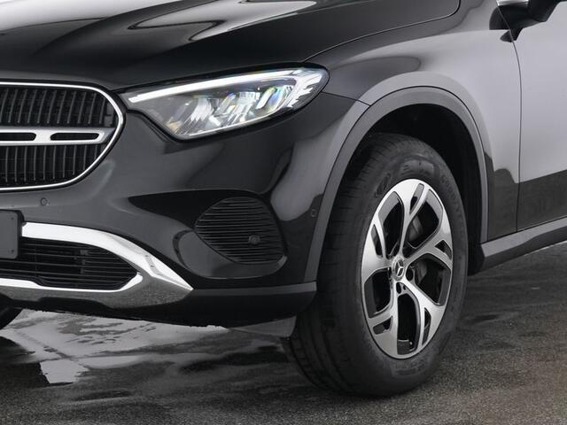 Mercedes-Benz GLC-KLASSE 300 e 4MATIC Plug-In Hybride Trekhaak | Lederen Bekleding | Zwarte Hemel | Parkeerpakket met achteruitcamera | Memory Voorstoelen. Inclusief 24 maanden Mercedes-Benz Certified garantie voor Europa.