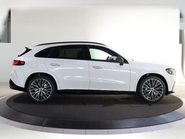 Mercedes-Benz GLC-KLASSE 400 4MATIC Launch Edition 94 kWh | Night | Burmester | Panoramadak | Trekhaak | Sportstoelen | Sfeerverlichting |
