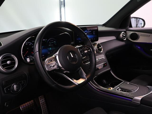 Mercedes-Benz GLC-KLASSE 300e 4MATIC Business Solution AMG | Night | Rij assistentiepakket | Panoramadak | Trekhaak |