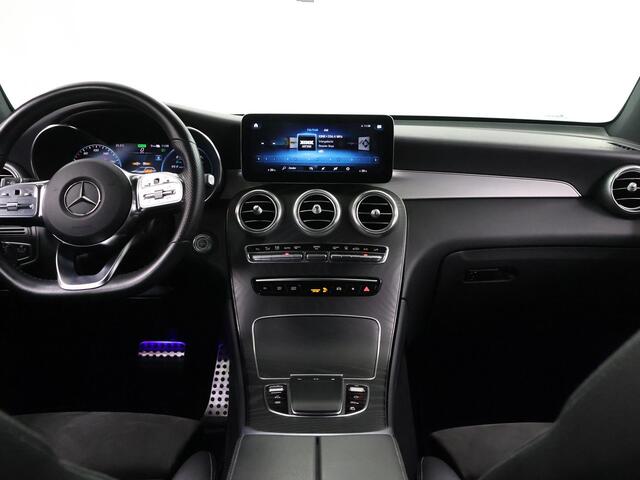 Mercedes-Benz GLC-KLASSE 300e 4MATIC Business Solution AMG | Night | Rij assistentiepakket | Panoramadak | Trekhaak |