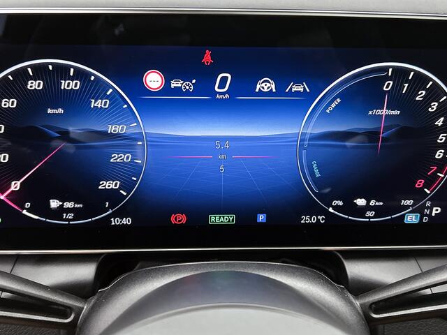 Mercedes-Benz GLC-KLASSE 400e 4MATIC Business Solution AMG | Premium Plus | Winterpakket | Nightpakket | Rijassistentiepakket Plus | Trekhaak | 360° camera | Aanhangwagenassistent | Treeplanken in aluminiumlook | Dash cam | Burmester® 3D surround sound systeem | Panoramaschuifdak