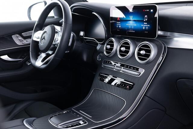 Mercedes-Benz GLC-KLASSE 300 de 4MATIC Premium Plus | PANORAMADAK | EL. STOELEN | Full LED | SOH 98.8% PHEV Plug-in Hybrid DIESEL *2000kg trekgewicht*