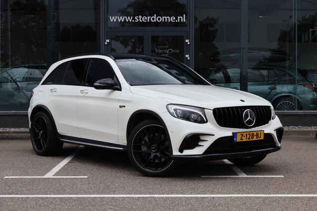 Mercedes-Benz GLC-KLASSE AMG 43 4MATIC 367 PK I Luchtvering I AIRMATIC I Panoramadak I Trekhaak I Distronic Plus I 360 Camera I Head-up I Mermory stoelen I I Zeer compleet I Keyless entry I Lederen bekleding I Treeplanken I