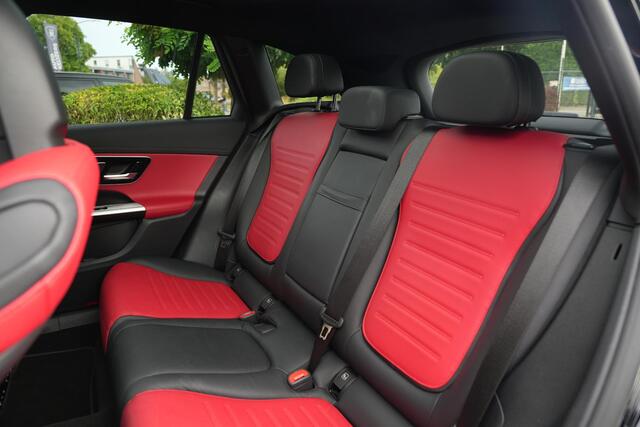 Mercedes-Benz GLC-KLASSE 400e 4MATIC AMG Line Panoramadak Burmester HeadUp Keyless Leer