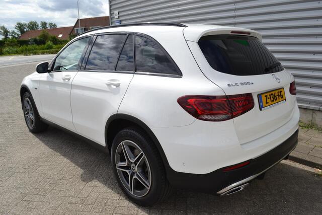 Mercedes-Benz GLC-KLASSE 300E AMG 4MATIC|BURMESTER|NAVI|TREKHAAK