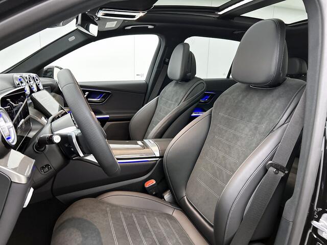 Mercedes-Benz GLC-KLASSE 300e 4MATIC Business Solution AMG | Premium pakket | Winterpakket | Nightpakket | Rijassistentiepakket Plus | Trekhaak | Panoramaschuifdak | Treeplanken in aluminiumlook | Burmester® 3D surround sound systeem | Middenconsole metaalstructuur | 20" multispa