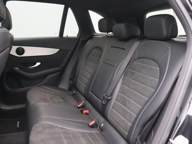 Mercedes-Benz GLC-KLASSE 300e 4MATIC Premium Plus 320PK Aut. Panoramadak, Trekhaak, 360gr. Camera, Treeplanken, Elektr. Verstelbare Bestuurdersstoel, Side Assist, 22" LM Velgen, Elektr. Achterklep