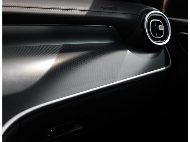 Mercedes-Benz GLC-KLASSE 300e 4MATIC | Pano - Stoelverwarming