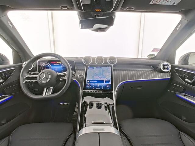 Mercedes-Benz GLC-KLASSE 300 e 4MATIC AMG Plug-In Hybride Luchtvering | AMG Premium | Night Pakket | Alarm klasse 3 | Head-up-Display | Panorama Schuif-Kanteldak. Inclusief 24 maanden MB Certified garantie voor Europa.