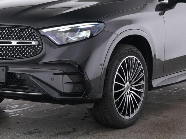 Mercedes-Benz GLC-KLASSE 300 e 4MATIC AMG Plug-In Hybride AMG Line Premium Plus | Trekhaak | Distronic | Head-up display | Multicontourstoelen voor | Parkeerpakket met 360°-camera. Inclusief 24 maanden MB Certified garantie voor Europa.