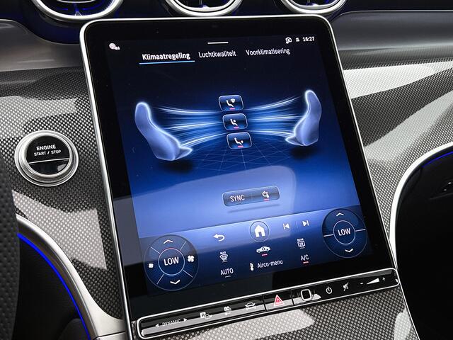 Mercedes-Benz GLC-KLASSE 300e 4MATIC Business Solution AMG | Advanced plus | Nightpakket | Parkeerpakket | Trekhaak | Treeplanken in aluminiumlook | Middenconsole metaalstructuur | Panoramaschuifdak | 20 inch vijfspaaks lichtmetalen AMG-velgen |