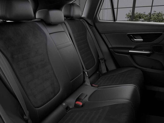 Mercedes-Benz GLC-KLASSE 300e 4MATIC Business Solution AMG Voordeel ¤ 11.872 Voorraadactie!!