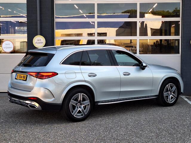 Mercedes-Benz GLC-KLASSE 300e 4MATIC AMG Line | Panoramadak | AIRMATIC Luchtvering | 360° Camera | Memory Pakket | Stoelverwarming | Sfeerverlichting | Achterasbesturing | DIGITAL LIGHT | Keyless-GO | Elektrisch Bedienbare Achterklep