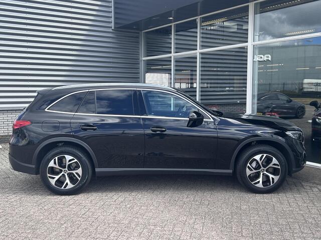 Mercedes-Benz GLC-KLASSE 300e 4MATIC Business Line | Burmester | Panoramadak | 360 Camera