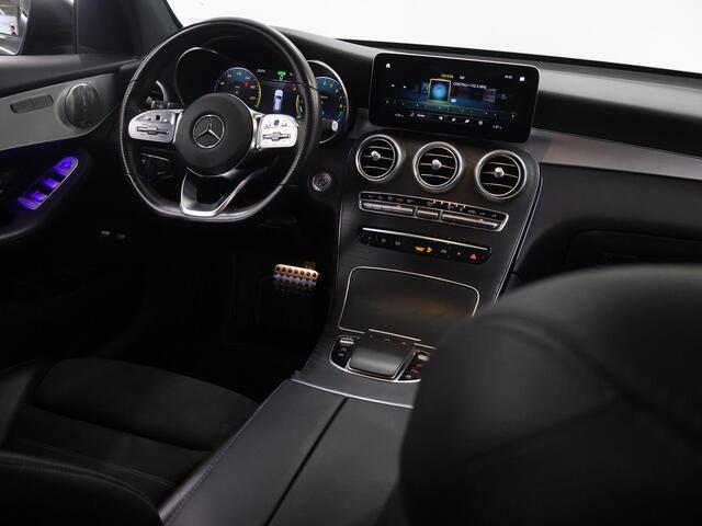 Mercedes-Benz GLC-KLASSE 300e 4MATIC Business Solution AMG | Night | Panoramadak | Trekhaak | Rijassistentiepakket Plus | Burmester | Widescreen | Multispaaks lichtmetalen velgen |