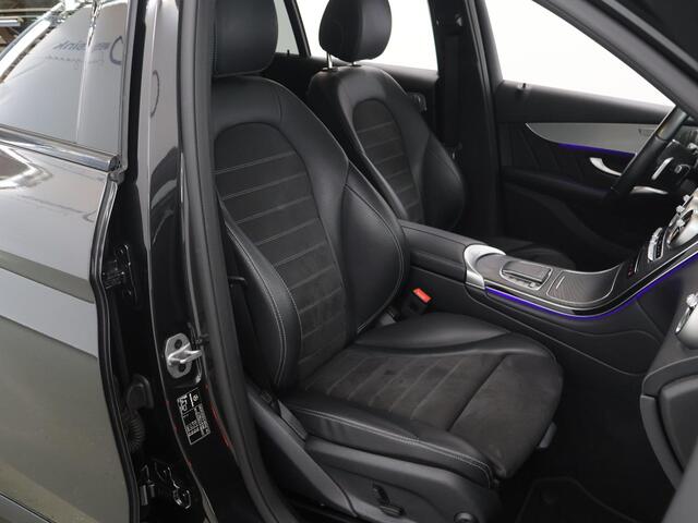 Mercedes-Benz GLC-KLASSE 300e 4MATIC Business Solution AMG | Night | Panoramadak | Trekhaak | Rijassistentiepakket Plus | Burmester | Widescreen | Multispaaks lichtmetalen velgen |