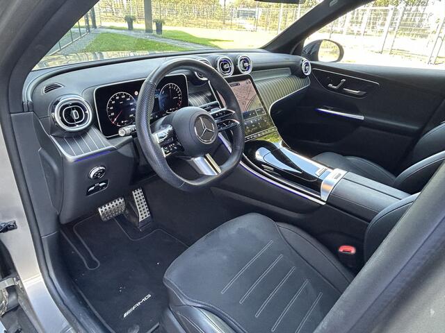 Mercedes-Benz GLC-KLASSE 300e AMG // Panoramadak // Trekhaak // Achterbank Verwarming // 360 Camera // Memory // Carplay // Night Pakket