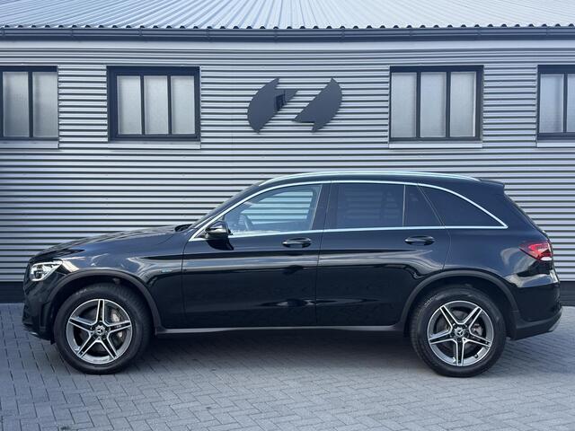Mercedes-Benz GLC-KLASSE 300e 4MATIC AMG |Trekhaak|Stoelver|Carplay|