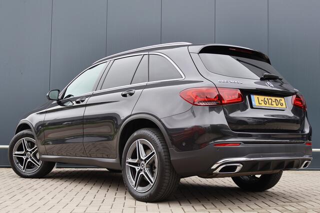 Mercedes-Benz GLC-KLASSE 300e 4MATIC Business Solution AMG | 98% soh! | NL auto | Stoelverwarming | Camera | DAB+ | Elektr. achterklep | Facelift