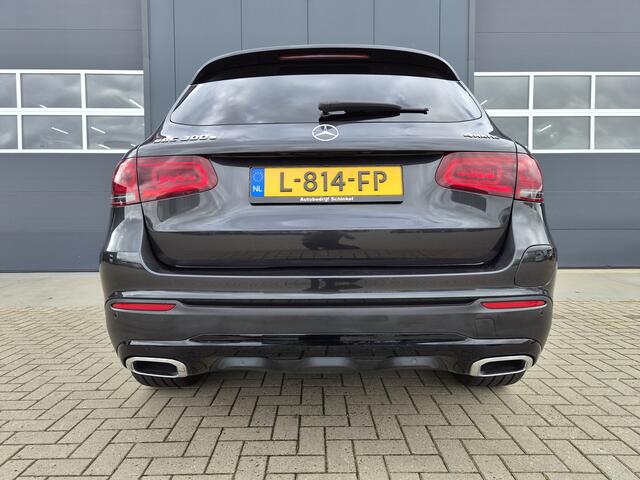 Mercedes-Benz GLC-KLASSE 300e 4MATIC AMG,PANO,LED,360 CAMERA,20INCH,SFEERVERLICHTING,ENZ