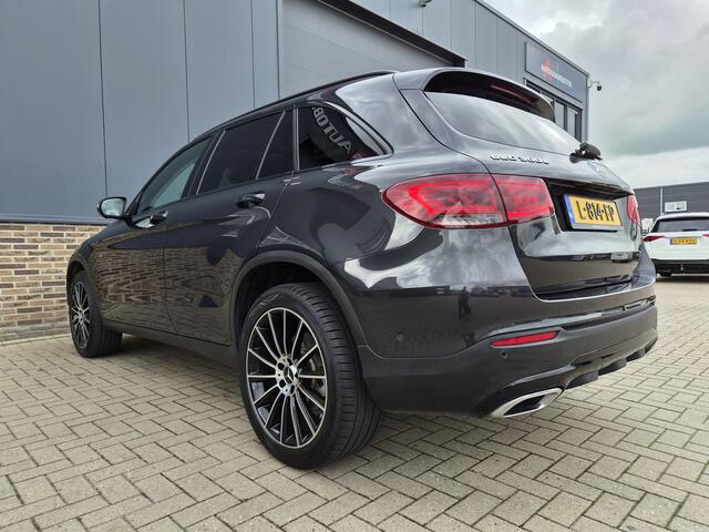 Mercedes-Benz GLC-KLASSE 300e 4MATIC AMG,PANO,LED,360 CAMERA,20INCH,SFEERVERLICHTING,ENZ