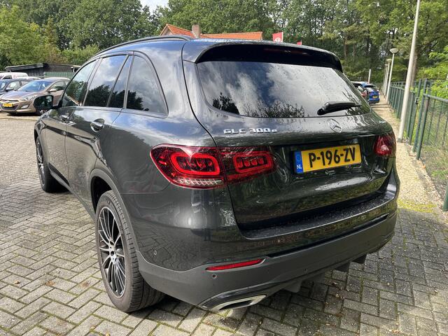 Mercedes-Benz GLC-KLASSE 300e 4MATIC Business Solution AMG