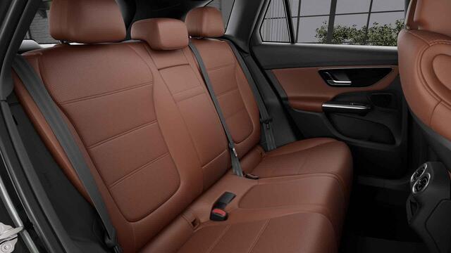Mercedes-Benz GLC-KLASSE 300e 4MATIC Luxury Line | Panoramadak | Distronic | Memory | Achteruitrijcamera | Sfeerverlichting |