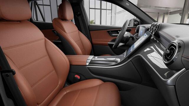Mercedes-Benz GLC-KLASSE 300e 4MATIC Luxury Line | Panoramadak | Distronic | Memory | Achteruitrijcamera | Sfeerverlichting |