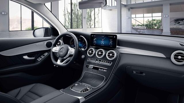Mercedes-Benz GLC-KLASSE 300e 4MATIC Business Solution AMG | Night | Multispaak velgen | Achteruitrijcamera |