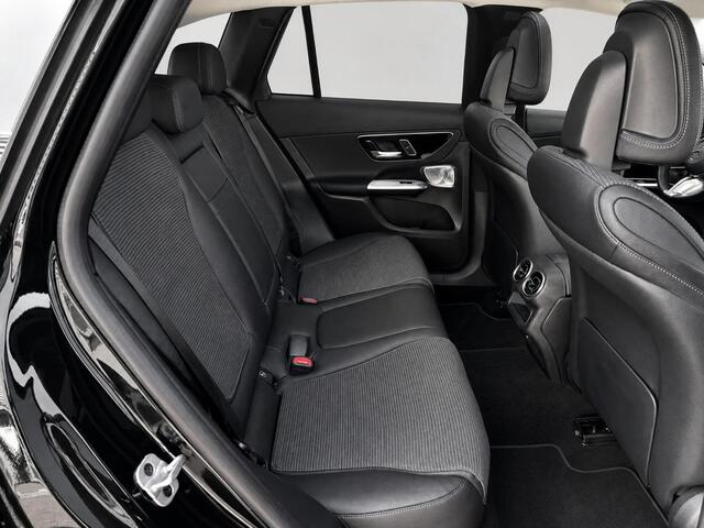 Mercedes-Benz GLC-KLASSE 300e 4MATIC Luxury Line | Panoramadak | Trekhaak | Burmester