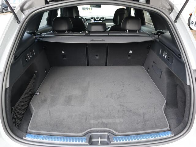 Mercedes-Benz GLC-KLASSE 300e 4MATIC Business Solution AMG Voordeel € 8.371 Voorraadactie !!