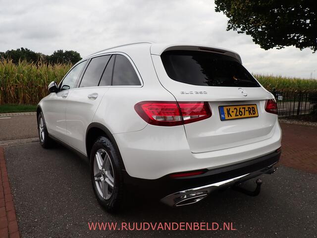 Mercedes-Benz GLC-KLASSE 250 4MATIC LUCHTVERING / TREKHAAK / CAMERA / ACC