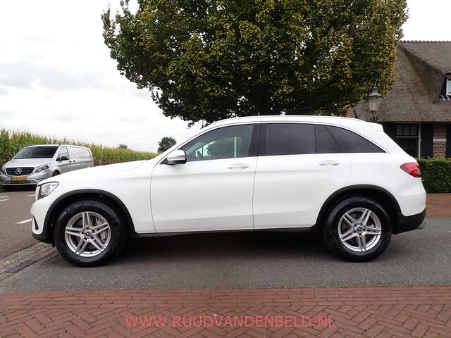 Mercedes-Benz GLC-KLASSE 250 4MATIC LUCHTVERING / TREKHAAK / CAMERA / ACC