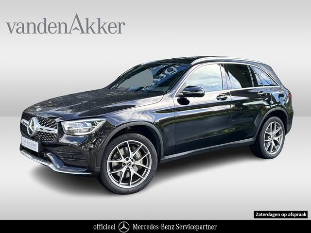 Mercedes-Benz GLC-KLASSE 300e AMG // Panoramadak // Memory Stoelen // 360 Camera // Carplay // Keyless Entry // Privacy Glass // Elek. Achterklep // 20" AMG Velgen