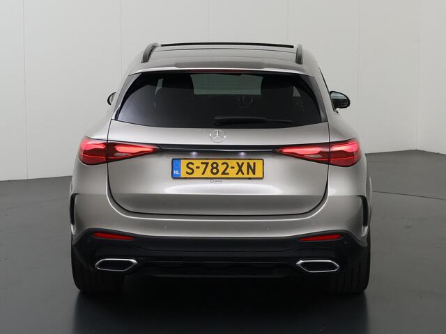 Mercedes-Benz GLC-KLASSE 400e 4MATIC AMG Line | Achterasbesturing | Trekhaak | Multispaaks velgen | Night | Leder | Distronic | 360 graden camera | Sfeerverlichting |