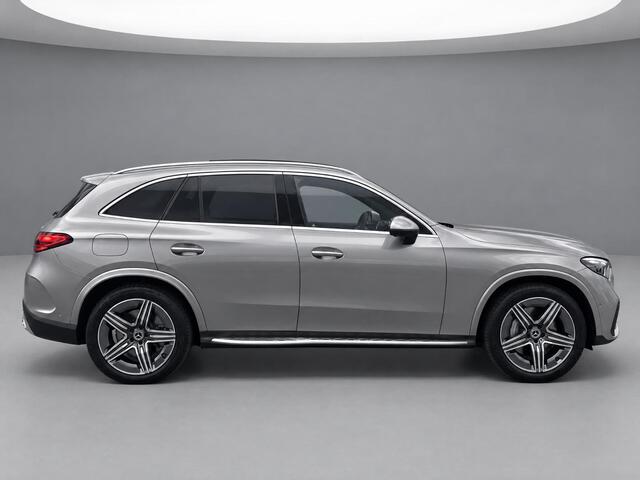 Mercedes-Benz GLC-KLASSE 300e 4MATIC AMG Line | Achterasbesturing | Head Up display | Panoramadak