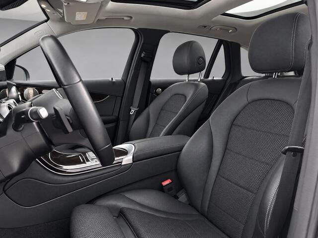 Mercedes-Benz GLC-KLASSE 300e 4MATIC Advantage | Panoramadak | Apple Carplay | LED Verichting