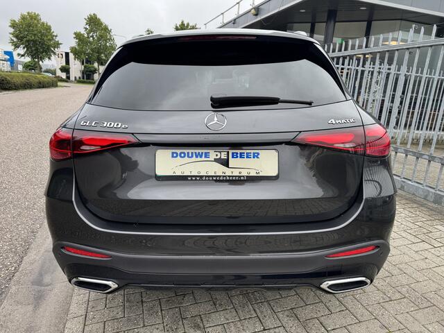 Mercedes-Benz GLC-KLASSE 300e 4MATIC AMG Line Night leer/ Pano.dak | Burmester | Memory/ Masage etc