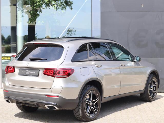 Mercedes-Benz GLC-KLASSE 300e 4MATIC Business Solution AMG l Trekhaak l Stoelverwarming l Achteruitrij camera