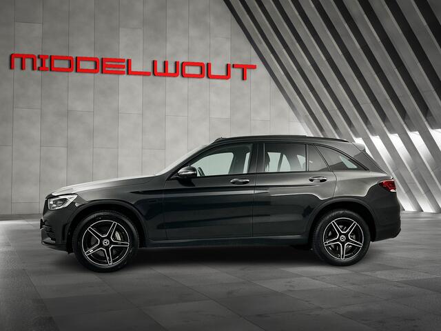 Mercedes-Benz GLC-KLASSE 300e 4MATIC AMG/Panodak/ACC/Burmester/carplay